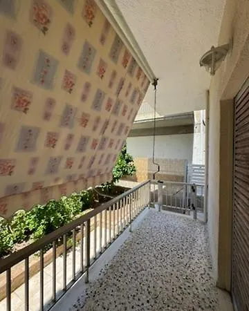 Evelyn Apartment