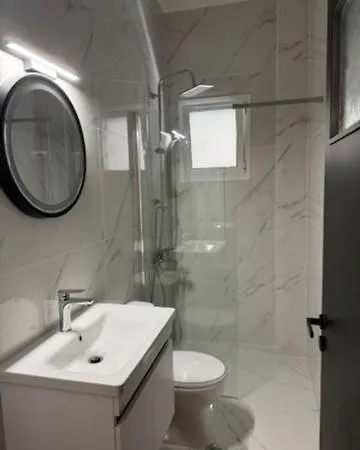 Evelyn Apartment *